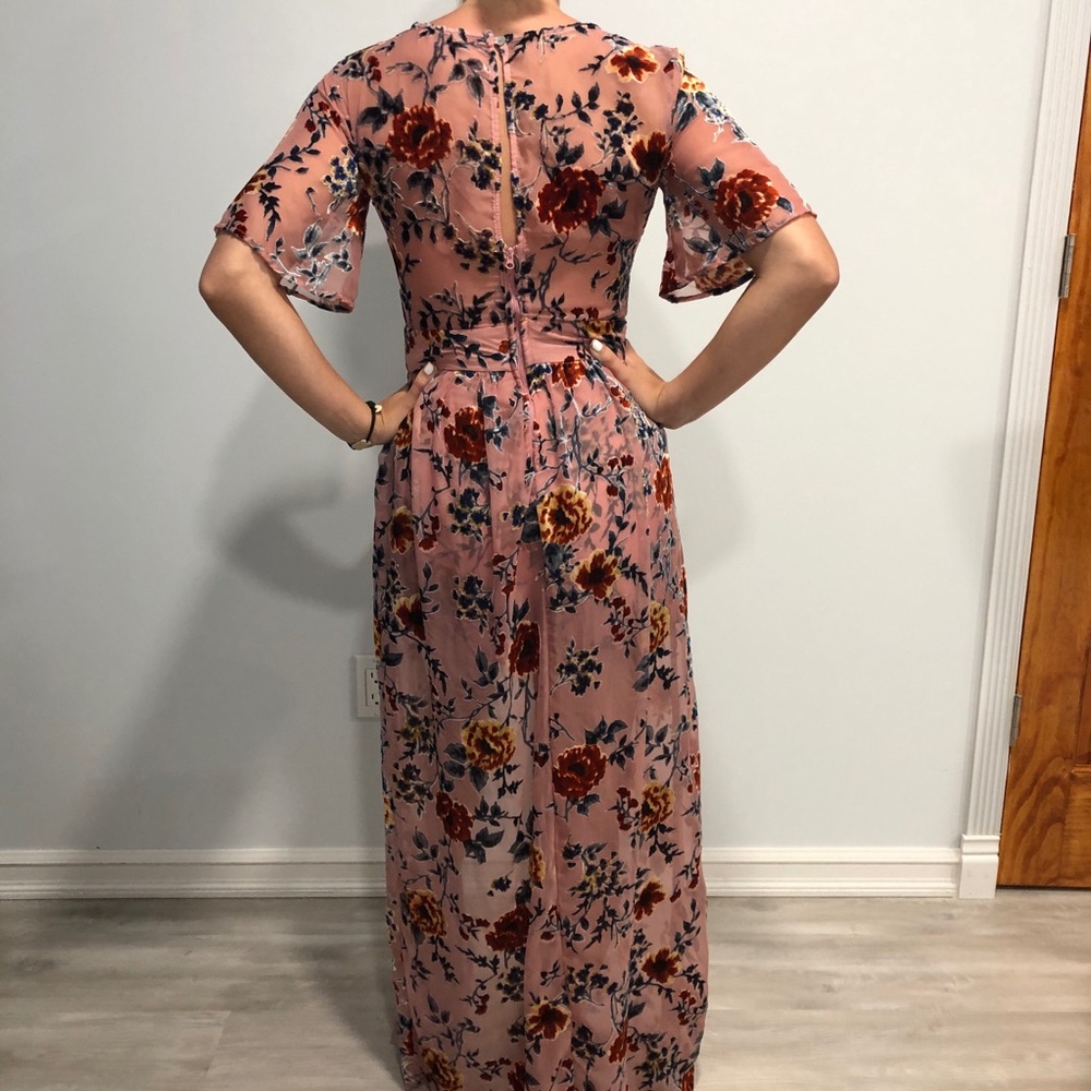 Floral romper with sheer over skirt - Picture 2 of 8